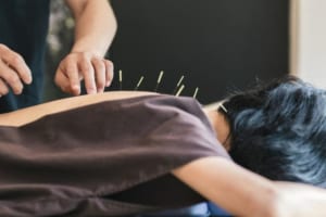 Đau lưng cột sống: Nguyên nhân – Triệu chứng – Cách điều trị hiệu quả